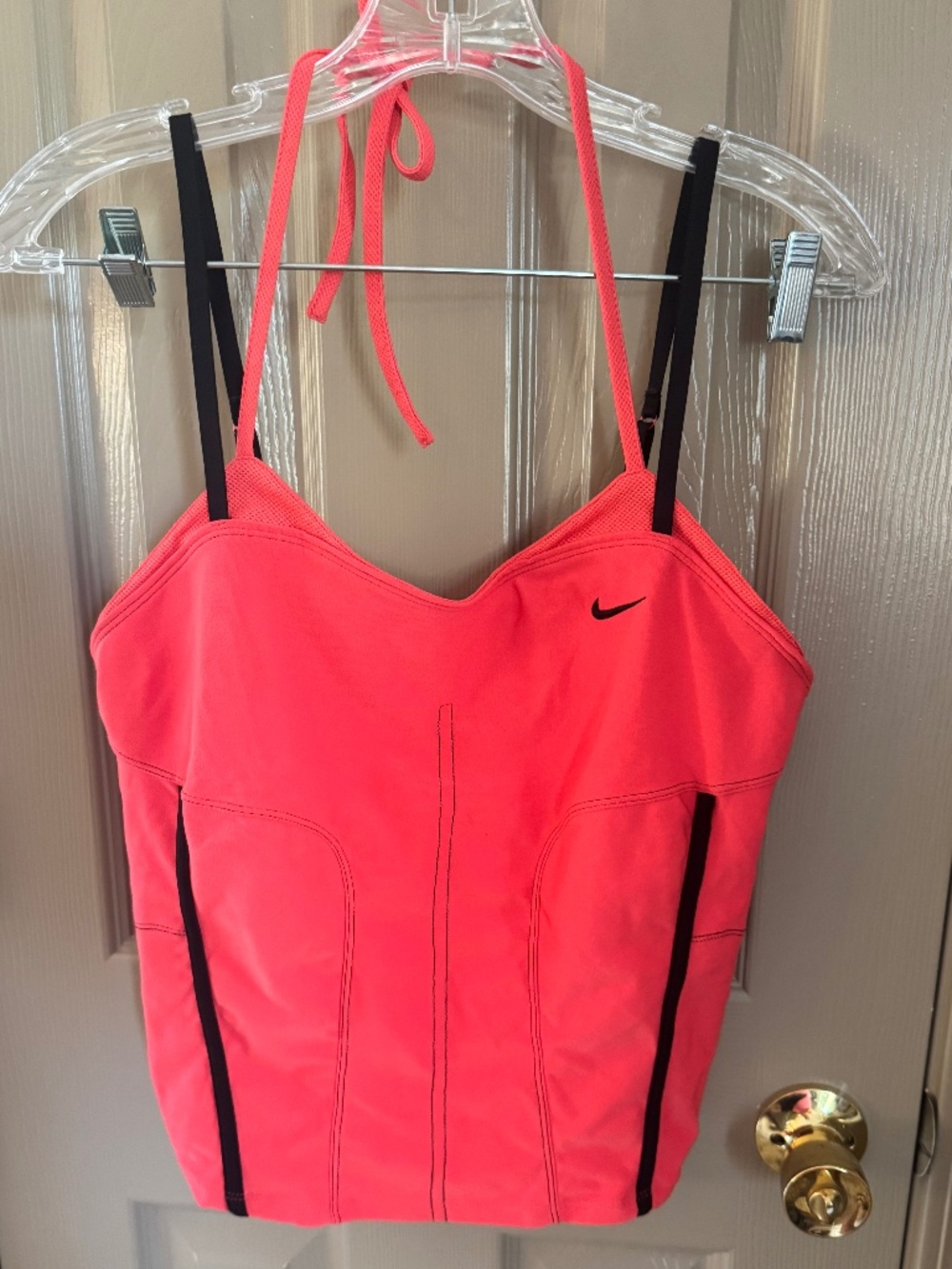 Nike tank tip w/ shelf bra Sz M